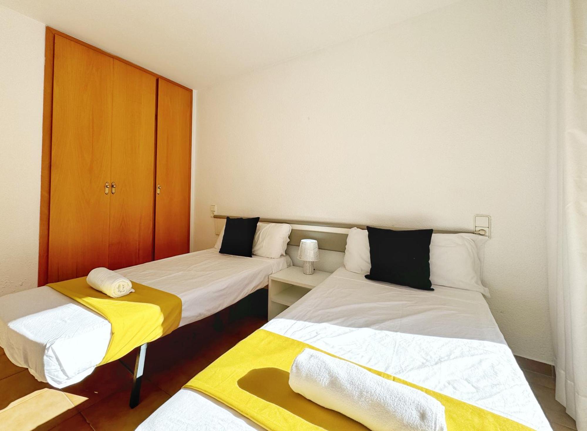 Апартаменты Domuum Holidays - Cordoba Салоу Экстерьер фото