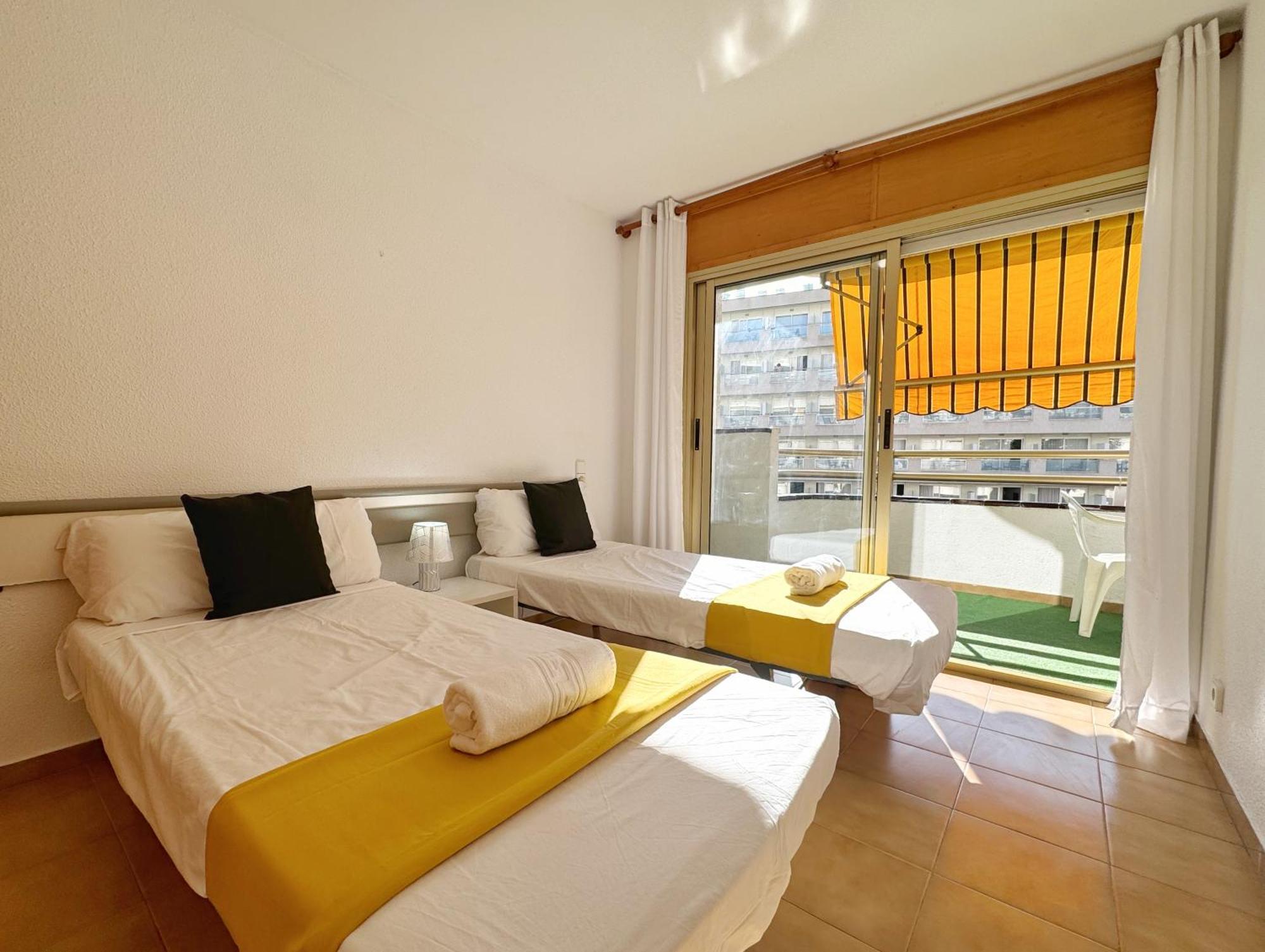 Апартаменты Domuum Holidays - Cordoba Салоу Экстерьер фото
